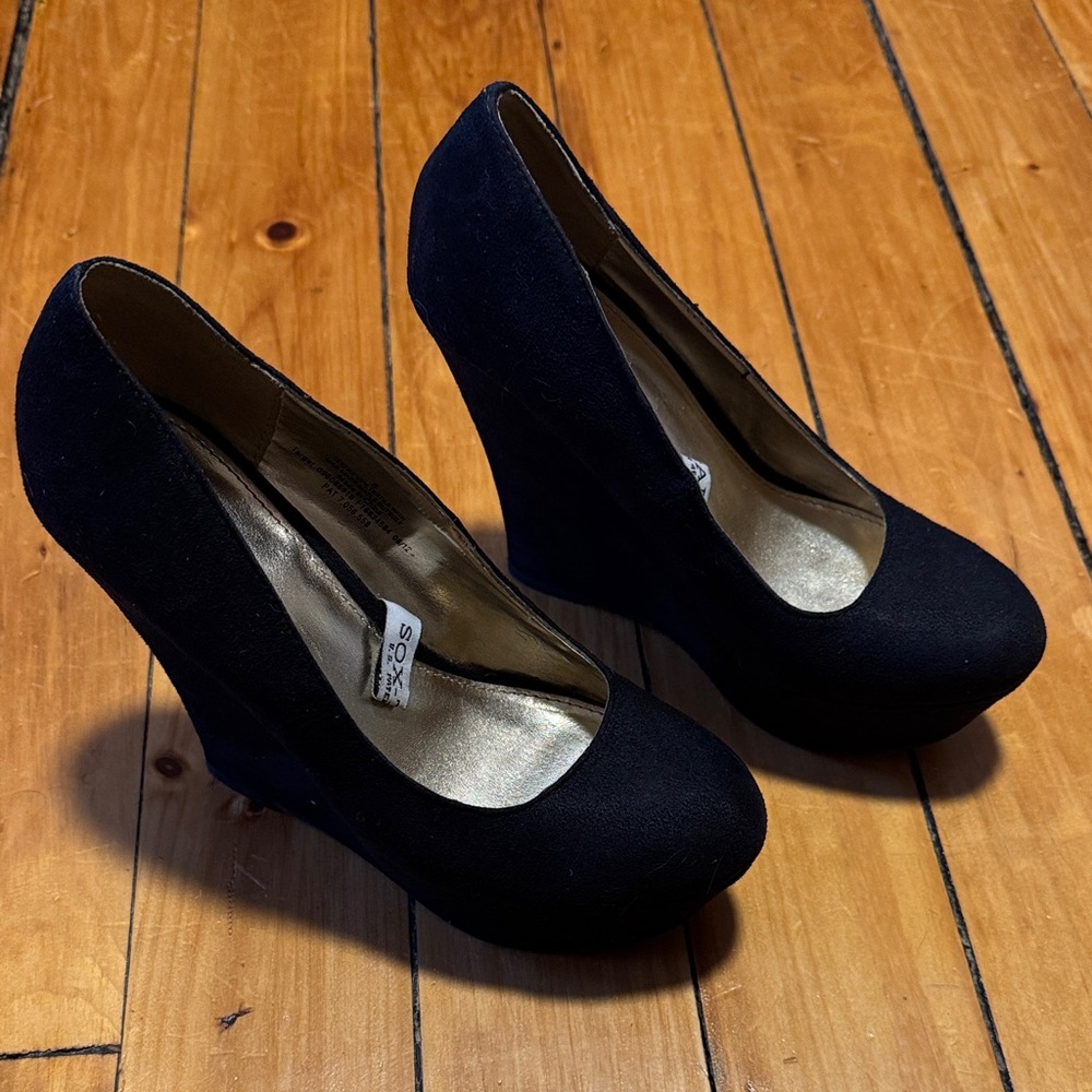 Massimo Black Suede Wedge Heels